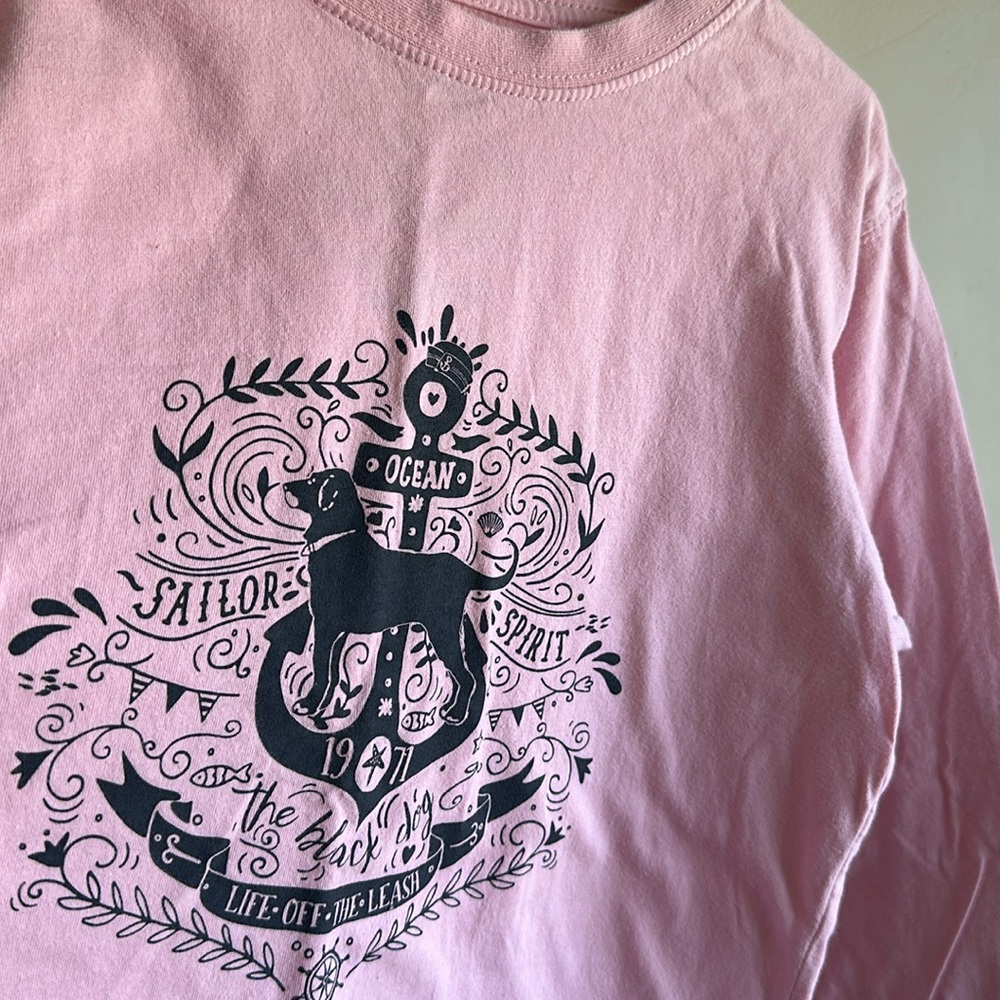 The Black Dog girls long sleeve tshirt